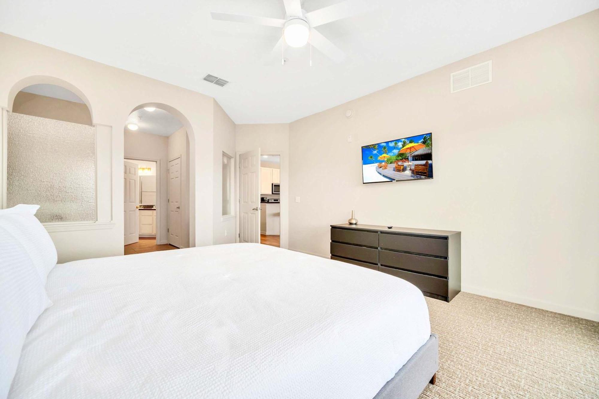 אורלנדו Bright & Modern 2Br Condo With Pool & Hot Tub, Near Disney! מראה חיצוני תמונה