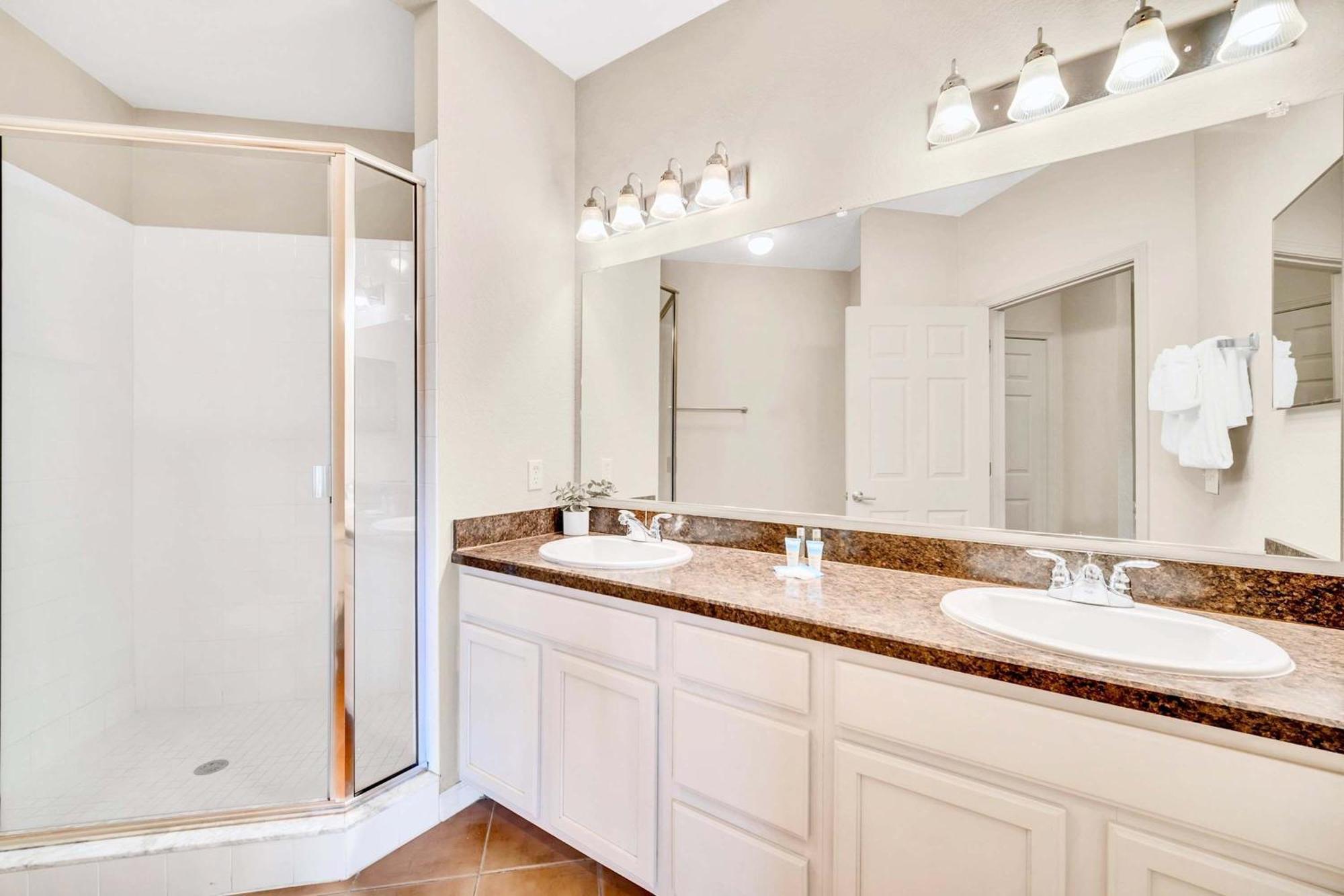 אורלנדו Bright & Modern 2Br Condo With Pool & Hot Tub, Near Disney! מראה חיצוני תמונה